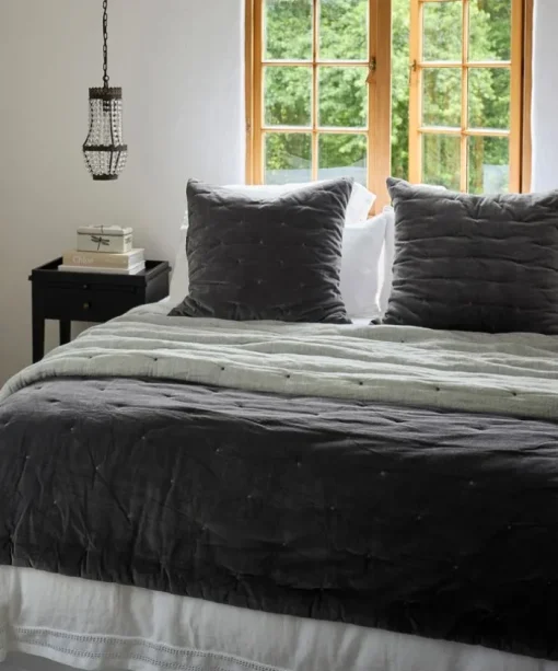Coal Velvet Bedspread Queen