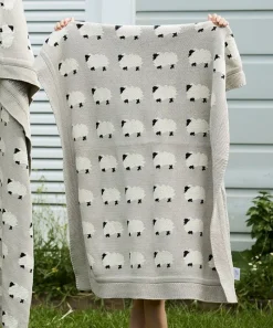 Petite Counting Sheep Throw