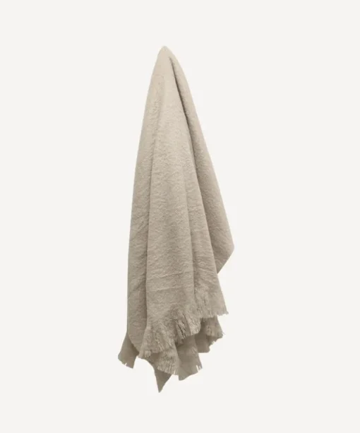 Throw Tassle Soft Grey